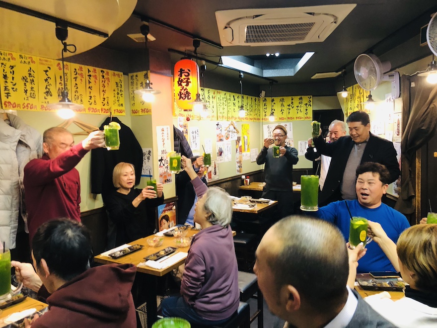 小松菜ハイボールを飲もうの貝